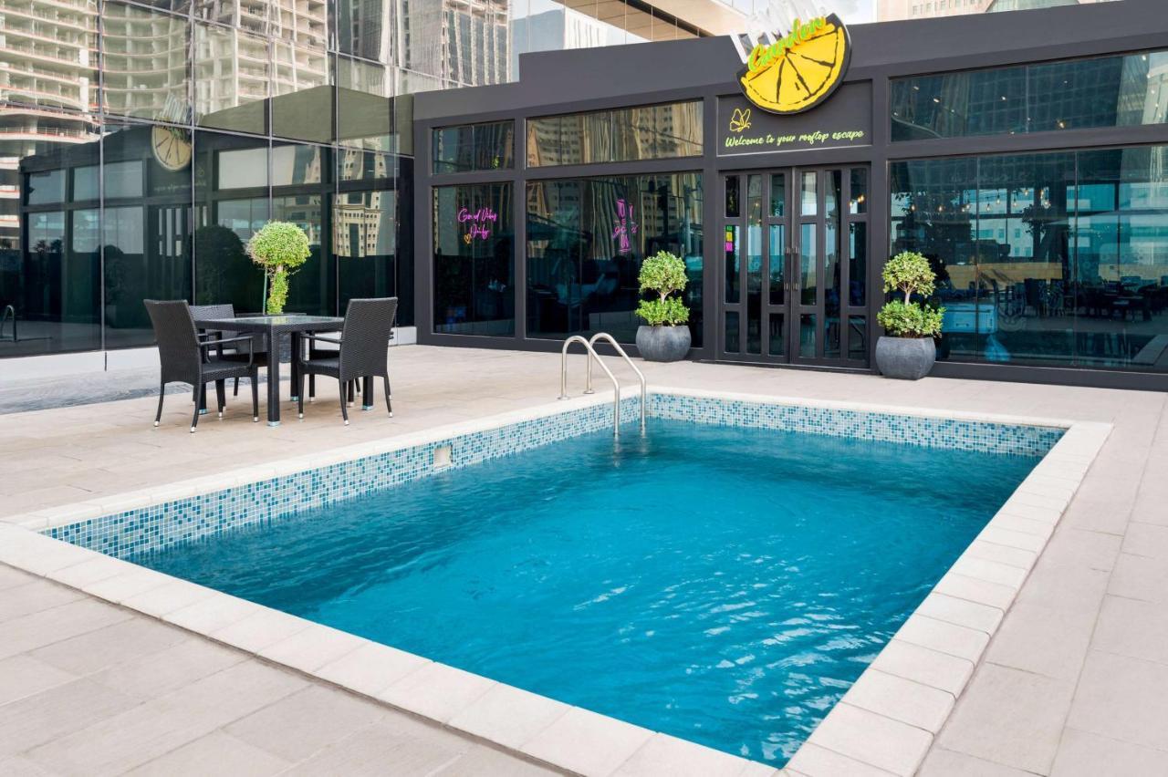 多哈西湾温德姆酒店 外观 照片 The Lemon Pool